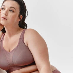 Kalenji Brassière Bretelles Croisables Maintien Fort Femme - Taupe 15 Kalenji Brassière Bretelles Croisables Maintien Fort Femme - Taupe -Magasin De Sport brassiere bretelles croisables maintien fort femme taupe 3