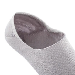 Chaussettes De Marche Invisibles Blanches Grises - Lot De 2 Paires -Magasin De Sport chaussettes de marche invisibles blanches grises lot de 2 paires 2