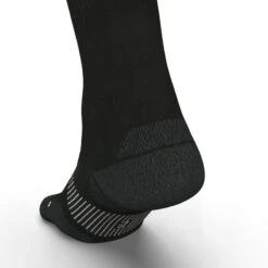 CHAUSSETTES DE RUNNING RUN900 FINES MI-MOLLET NOIRES -Magasin De Sport chaussettes de running run900 fines mi mollet noires 5