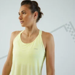 Débardeur Running Avec Brassière Intégrée Femme - KIPRUN Run 500 Confort Jaune 12 Débardeur Running Avec Brassière Intégrée Femme - KIPRUN Run 500 Confort Jaune -Magasin De Sport debardeur running avec brassiere integree femme kiprun run 500 confort jaune 3