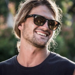 Lunettes De Soleil ELECTRA Noir Mat, Polarisés VERT - Cat.3 - MUNDAKA -Magasin De Sport lunettes de soleil electra noir mat polarises vert cat3 mundaka 2