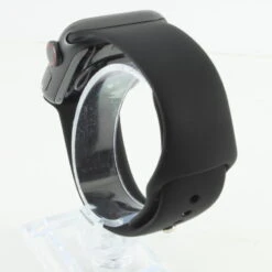 APPLE Reconditionné - Watch SE 40mm Gris Sidéral/Noir GPS+Cellulaire - état Correct -Magasin De Sport reconditionne watch se 40mm gris sideralnoir gpscellulaire etat correct 2