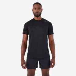 T-shirt De Running Sans Couture Homme - KIPRUN Run 500 Confort Noir