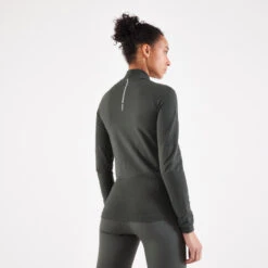 TEE SHIRT MANCHES LONGUES RUNNING SANS COUTURES FEMME - KIPRUN SKINCARE KHAKI -Magasin De Sport tee shirt manches longues running sans coutures femme kiprun skincare khaki 2