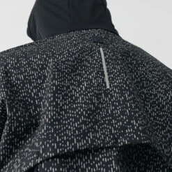 Kalenji Veste à Capuche Running Avec Motifs Réfléchissants Femme - Rain Night Noire -Magasin De Sport veste a capuche running avec motifs reflechissants femme rain night noire 5